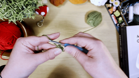 Slip knot - single crochet